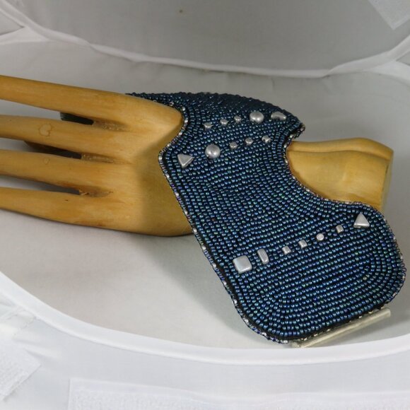 Beaded embroidered cuff bracelet handmade - Picture 2 of 8